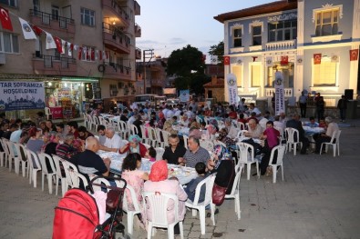 Ramazan Bereketi Belediye İftar Sofrasında