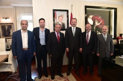 Boyabatlılar Derneğinden Başkan Akgül'e Ziyaret