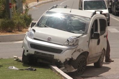 Elazığ'da Trafik Kazası Açıklaması2 Yaralı