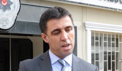 Hakan Şükür'e bir şok daha