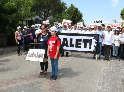 İzmir CHP'nin 'Adalet Yürüyüşü' Akhisar'da
