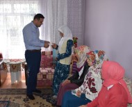 CEMIL ÖZTÜRK - Öztürk'ten 7 Çocuk Annesi Sıdıka'ya Ziyaret