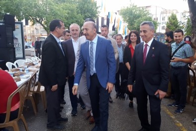 Sultangazi Belediye Başkanı Altunay, Memleketi Edirne'de 5 İlçede İftar Verdi