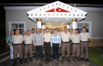 HAKAN TÜTÜNCÜ - Tütüncü Asker İle Sahur Yaptı