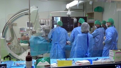 BEAH'ta 5 Cm Kesi İle Kalp Ameliyatı Yapıldı