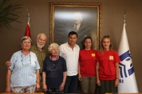 BAKIM MERKEZİ - Berlinli Hayvan Severlerden Başkan Kocadon'a Teşekkür