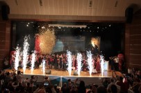 DÜ Tıp Fakültesi Mezunları Diplomalarını Aldı