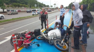 Samsun'da Motosikletler Kafa Kafaya Çarpıştı Açıklaması 1 Yaralı