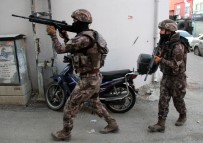 ZIRHLI ARAÇ - DEAŞ'ın Hücre Evine 250 Polisle Baskın