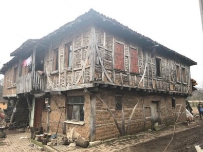 Kocaeli Köylerinde ''Yöresel Köy Evi'' Hamlesi