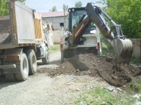 ÖZALP BELEDİYESİ - Özalp Belediyesinden Temizlik Çalışması