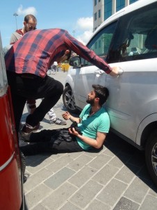 Taksim Meydanı'nda İbretlik Görüntü