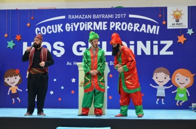 Beyoğlu'nda Yetim Çocuklara Bayramlık Sürprizi