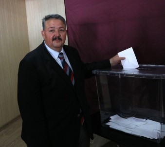 Ceyhan'ın Yeni Belediye Başkanı AK Parti'li Boydak Oldu