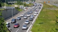 TEM OTOYOLU - Bolu Dağı'nda Yoğun Bayram Trafiği