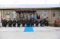 DENIZ KUVVETLERI KOMUTANı - Genelkurmay Başkanı Akar, Eruh'ta Askerlerle İftar Yaptı