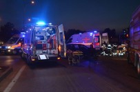 Halk Otobüsü İle Otomobil Çarpıştı Açıklaması 7 Yaralı