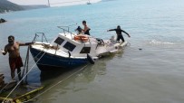 RUMELI KAVAĞı - Sahil Güvenlik Botunun Oluşturduğu Dalga Balıkçı Teknesine Kaza Yaptırdı Açıklaması  3 Yaralı