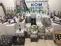 İÇKİ ŞİŞESİ - Antalya'da Sahte İçki İmalatına Baskın