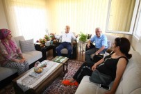 KARABAĞ - Başkan Karabağ Bayram Geleneğini Sürdürdü