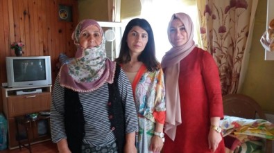 Başkan Yemenici'nin Eşi Nilay Yemenici İhtiyaç Sahibi Aileleri Sevindirdi