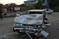 ALKOL MUAYENESİ - Kozan'da Zincirleme Trafik Kazası Açıklaması 3 Yaralı