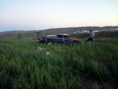 Sivas'ta İki Ayrı Trafik Kazası Açıklaması 2 Ölü, 4 Yaralı
