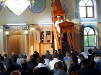 BAYRAM NAMAZI - Van'da Bayram Namazı