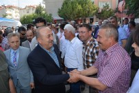 GÜLSÜM KABADAYI - Bakan Çavuşoğlu, Korkuteli'de Vatandaşlarla Bayramlaştı