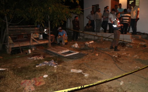 Foseptik faciasına eski kapı neden olmuş