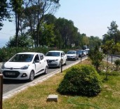 DİLEK YARIMADASI - Aşırı Yoğunluk Nedeniyle Milli Park Araç Girişine Kapatıldı