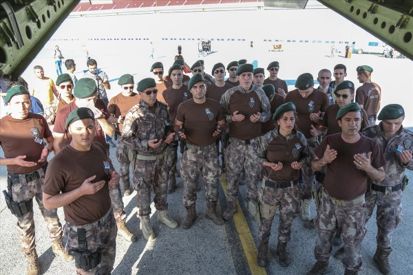 Hakkari şehidine veda