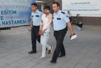 CİNSEL TACİZ - Tacizciyi kalabalığın elinden polis kurtardı