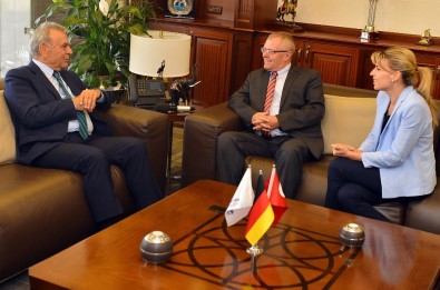 Alman Başkonsolos'tan Başkan Kocaoğlu'na Veda Ziyareti