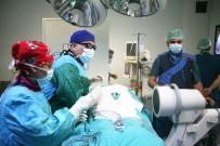 AĞRI KESİCİ - Ameliyat Olamayan Hastalara 'Su Soğutmalı Radyofrekans' Tedavisi