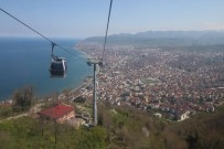 TELEFERİK HATTI - Bayramda Teleferiğe Büyük İlgi