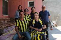 RIZESPOR - Fenerbahçe Taraftarından Örnek Davranış