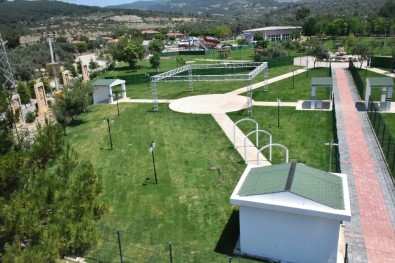 Kemalpaşa'da İki Kır Düğün Salonunda Çalışmalar Tamam