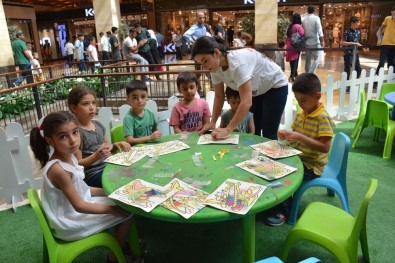 Piazza'da Mini Tatil Köyü Etkinliği Düzenlendi