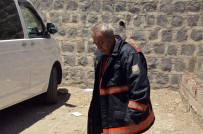 İBRAHİM TORAMAN - Yangına Müdahale Eden İtfaiye Eri Ölümden Döndü