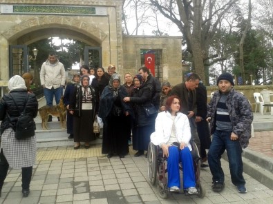 Eyüp'te Engeller Aşılıyor