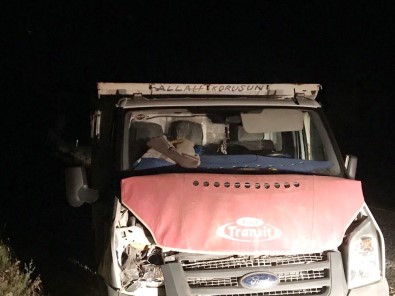 Kağızman'da Trafik Kazası Açıklaması 2 Ölü