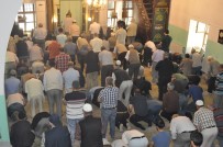 SARA NÖBETİ - Müezzin Nöbet Geçirince Ezan Yarıda Kaldı