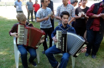 Yozgat'ın Poyrazlı Köyü'nde Kafkas Şenliği