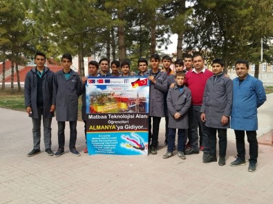 Yunus Emre Mesleki Ve Teknik Anadolu Lisesi Öğrencileri Almanya'ya Gitmeye Hazırlanıyor
