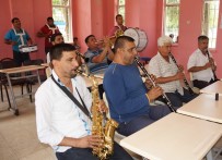 DEVLET KATKISI - Aydın'da Roman Bandosu Kuruldu