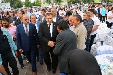 Bakan Eroğlu Toplu Temel Atma Töreni İçin Sakarya'ya Geldi