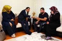 MUSTAFA AK - Başkan Ak'tan Sürpriz Ev Ziyareti