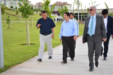 Başkan Yazgı, Cumhuriyet Mahallesi'nde İncelemelerde Bulundu