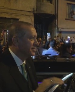 Cumhurbaşkanı Erdoğan'a Program Çıkışı Coşkulu Tezahürat